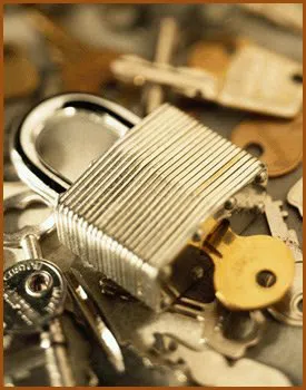 Interstate Locksmith Shop Santa Monica, CA 310-975-3526 - 12-rekeying-locks